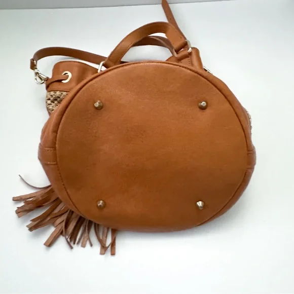 Divina Firenze Straw Drawstring Leather Bucket Crossbody Bag - Picture 3 of 5